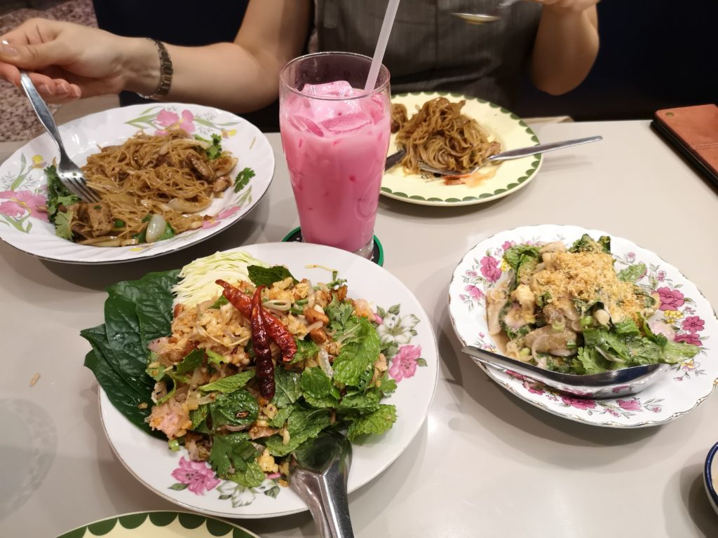 Thai Food Menü