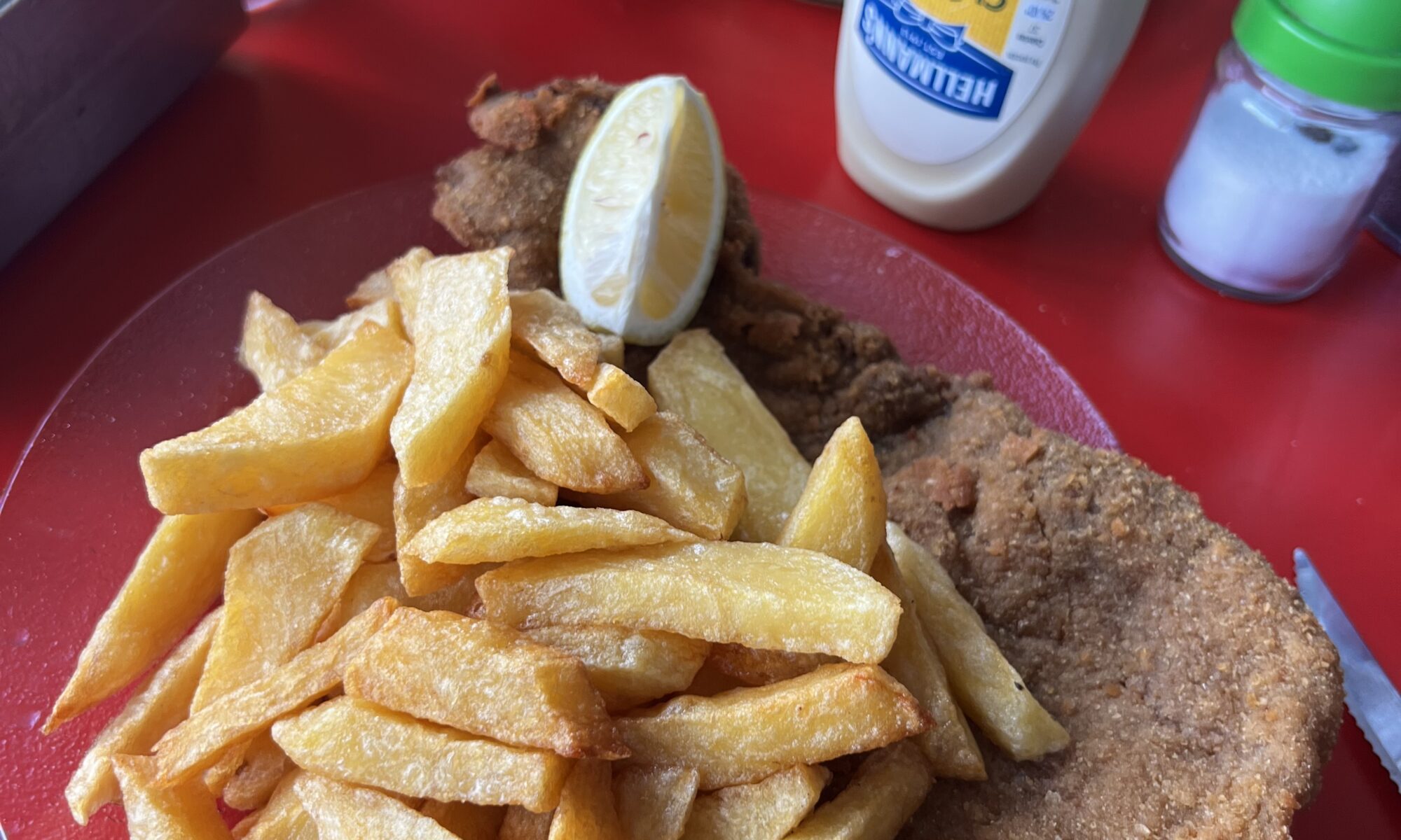 Preto Cafe Liniers, Buenos Aires: Milanesa de Ternera con Papas fritas